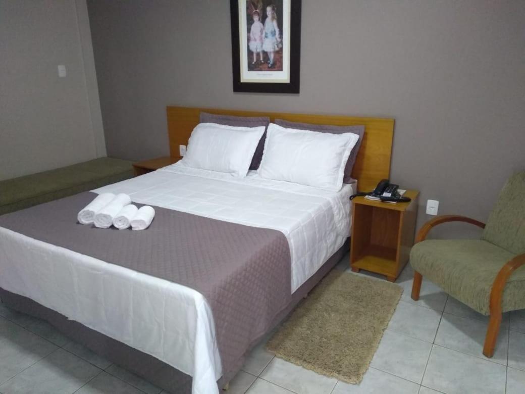 Presidente Hotel Passos Exterior foto
